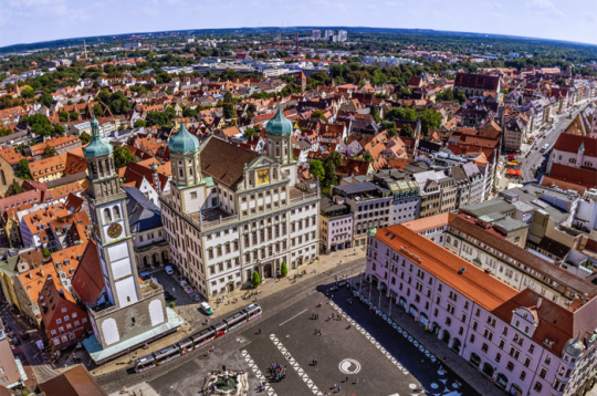 Wer bietet eine kostenlose Immobilienbewertung in Augsburg an?