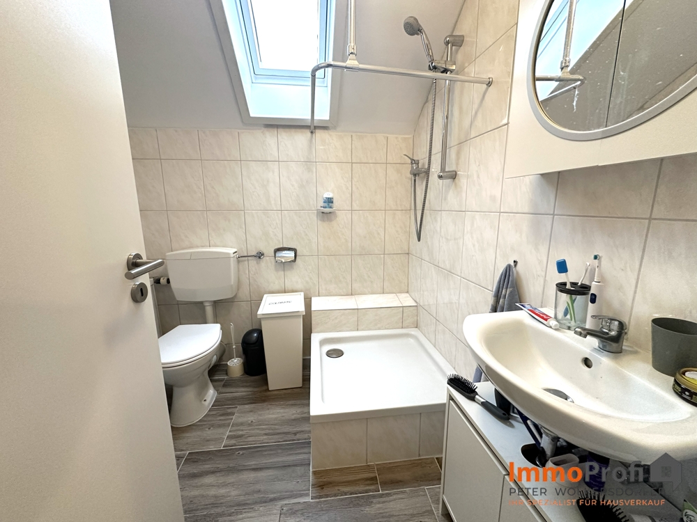Badezimmer DG