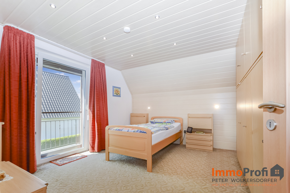 Schlafzimmer 2 OG